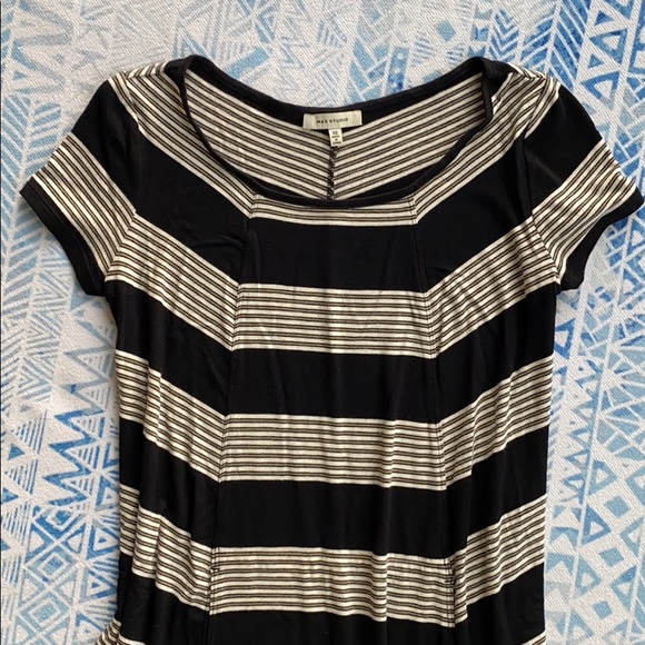 Max Studio Chevron Pocket Dress - Picture 2 of 6